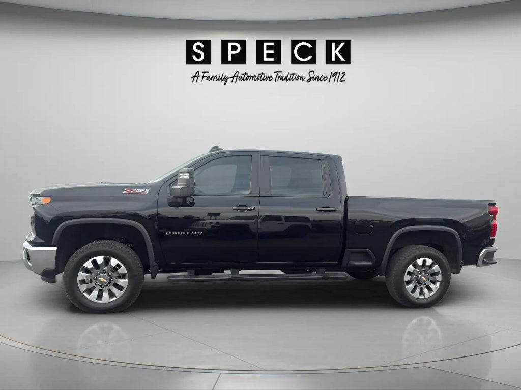 2025 Chevrolet Silverado 2500HD 4WD Crew Cab Standard Bed LT