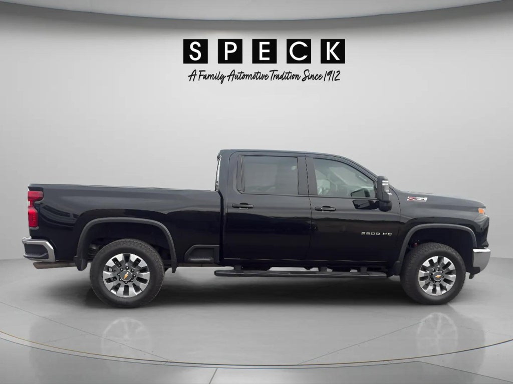 2025 Chevrolet Silverado 2500HD 4WD Crew Cab Standard Bed LT