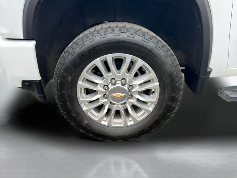 2023 Chevrolet Silverado High Country