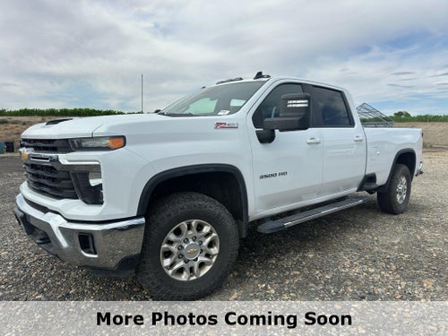 2024 Chevrolet Silverado 3500HD 4WD Crew Cab Long Bed LT