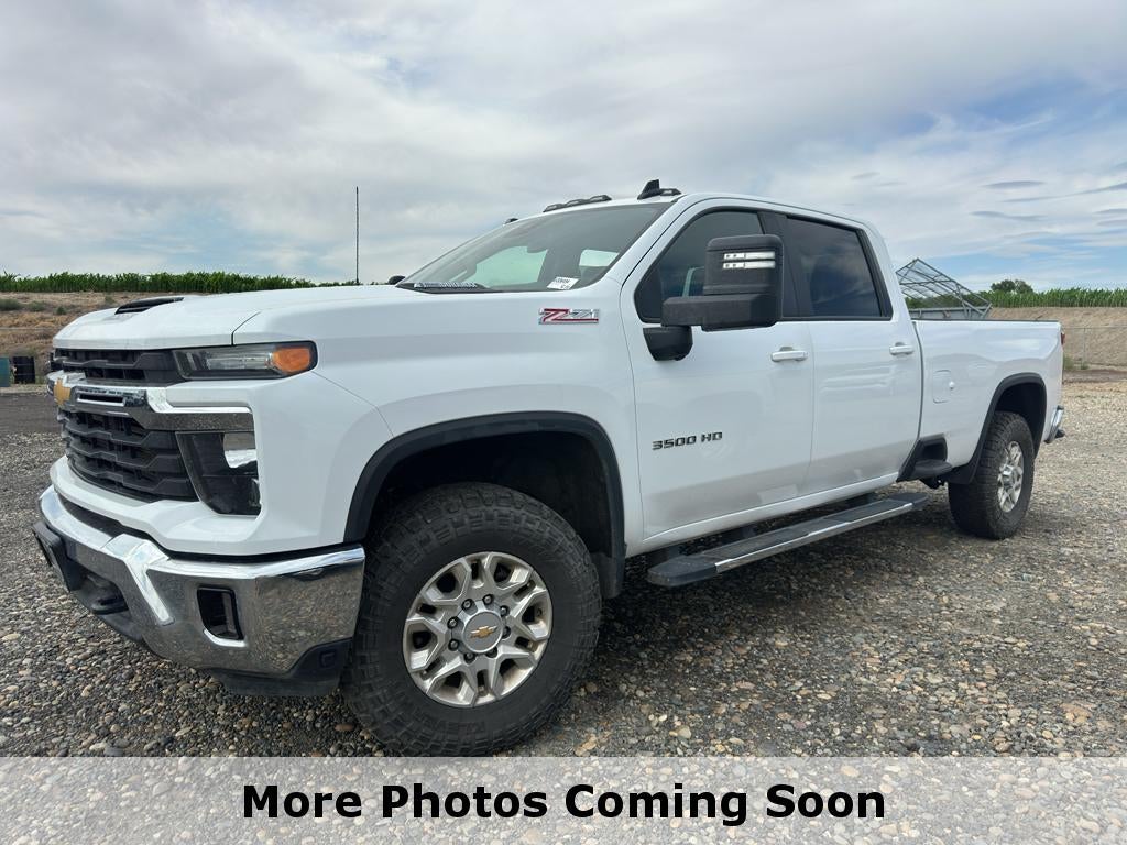 2024 Chevrolet Silverado 3500HD 4WD Crew Cab Long Bed LT