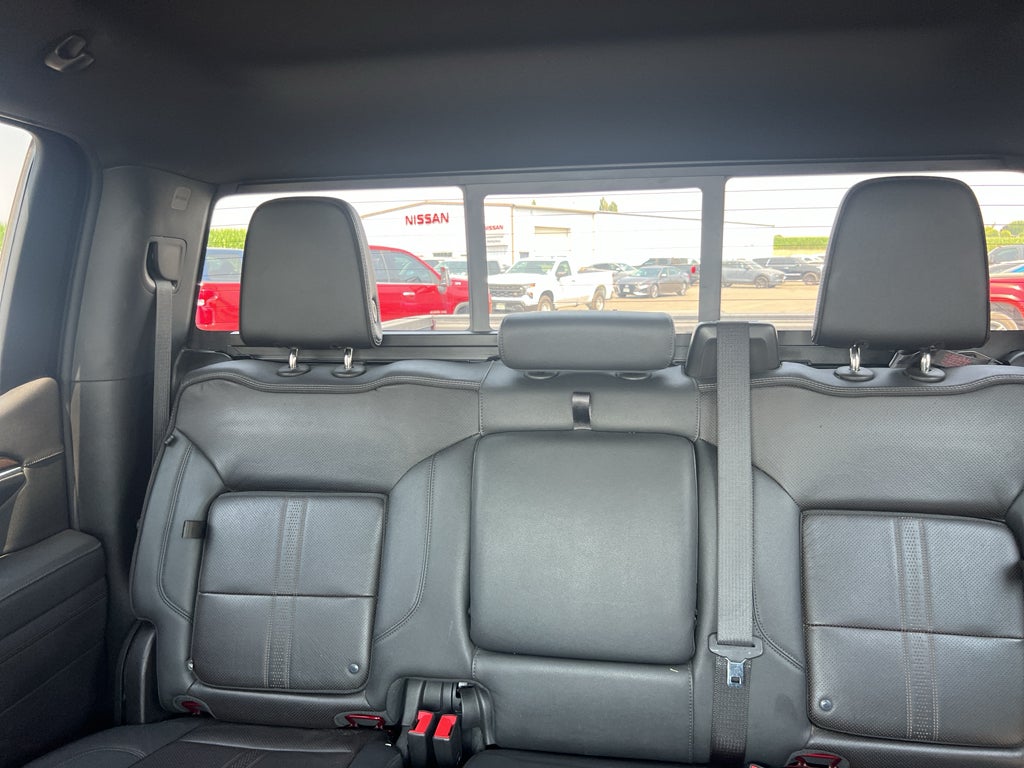 2023 Chevrolet Silverado 1500 4WD Crew Cab Short Bed High Country