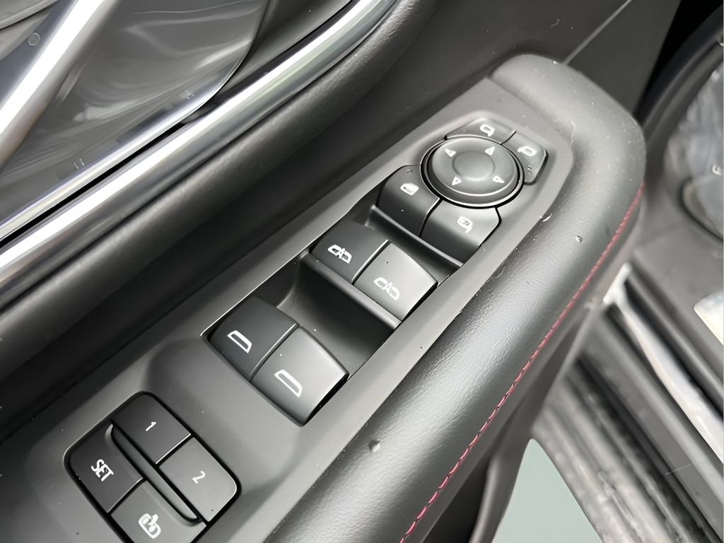 2024 Chevrolet Suburban 4WD RST