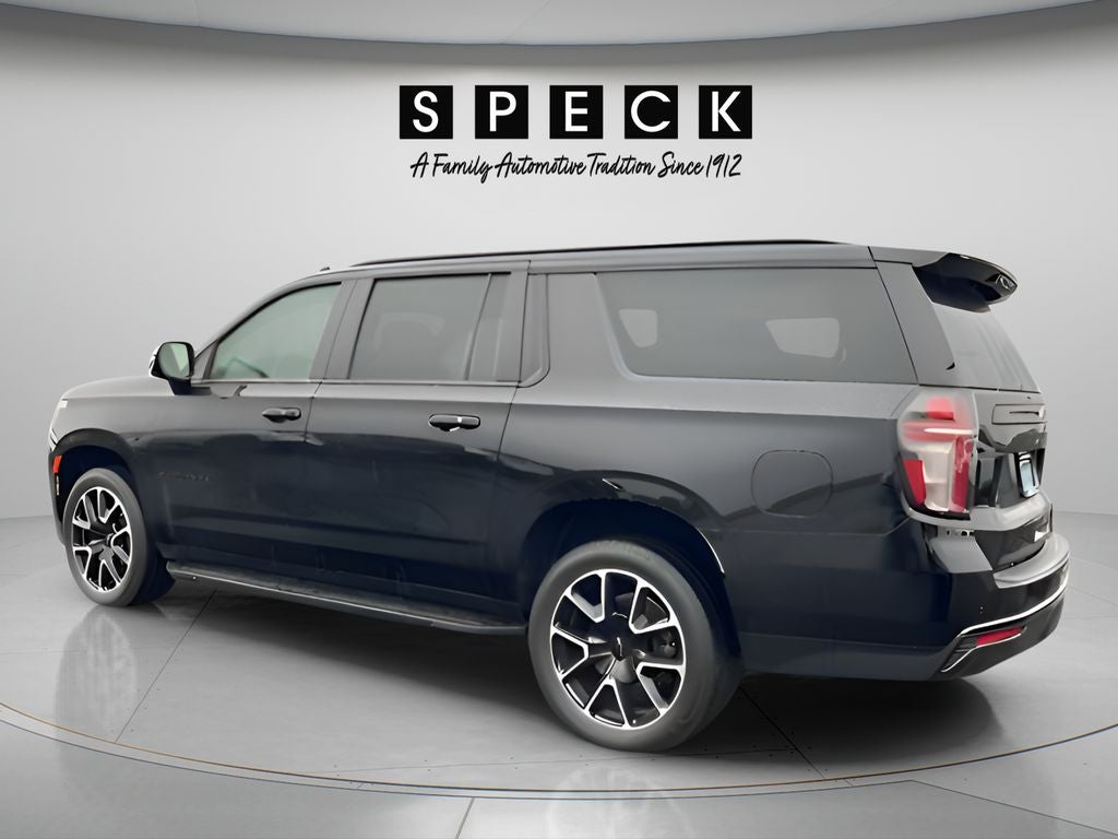 2024 Chevrolet Suburban 4WD RST