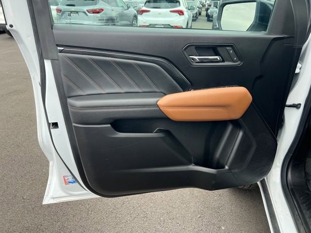 2023 GMC Canyon 4WD Crew Cab Short Box AT4