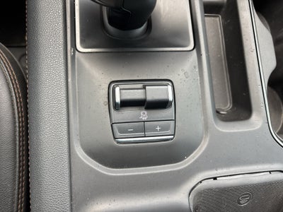 2023 GMC Sierra 1500 4WD Crew Cab Short Box AT4