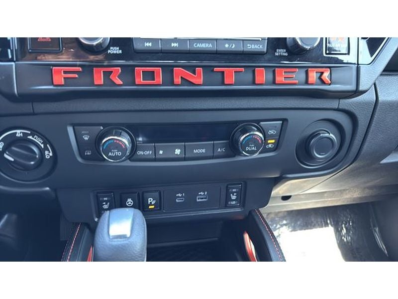 2025 Nissan Frontier Crew Cab PRO-4X 4x4