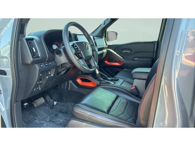 2025 Nissan Frontier Crew Cab PRO-4X 4x4