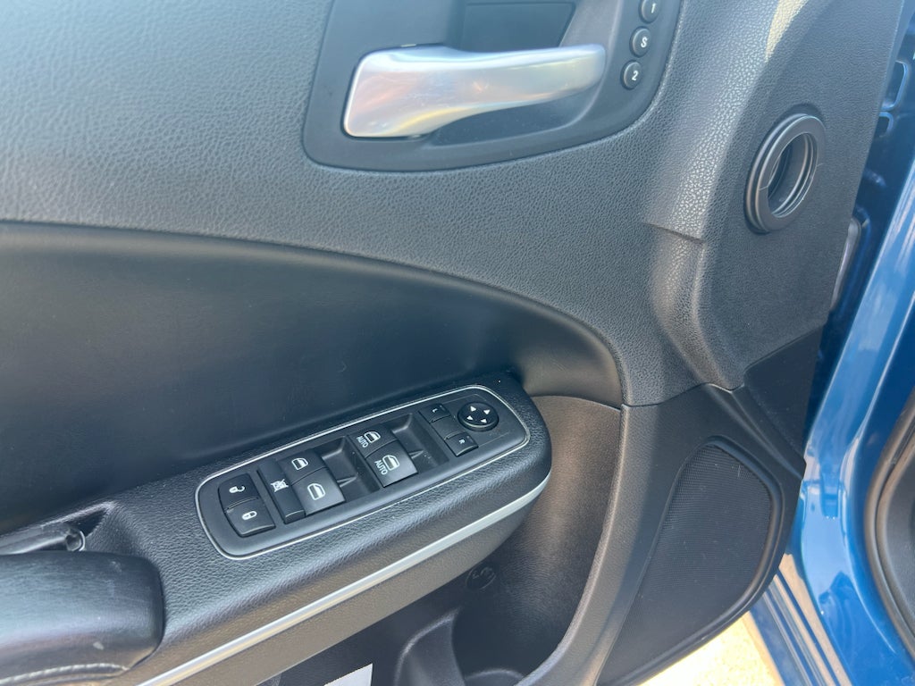 2021 Dodge Charger SXT RWD