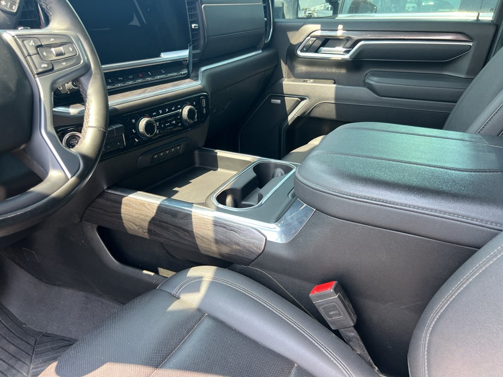 2025 Chevrolet Silverado 2500HD 4WD Crew Cab Standard Bed LTZ