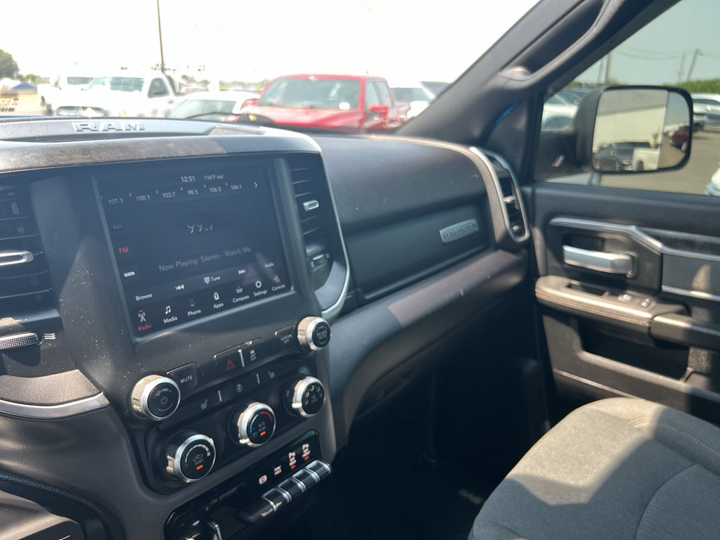 2021 RAM 3500 Big Horn Crew Cab 4x4 8' Box