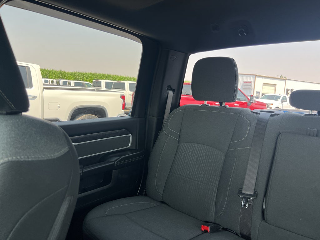 2021 RAM 3500 Big Horn Crew Cab 4x4 8' Box