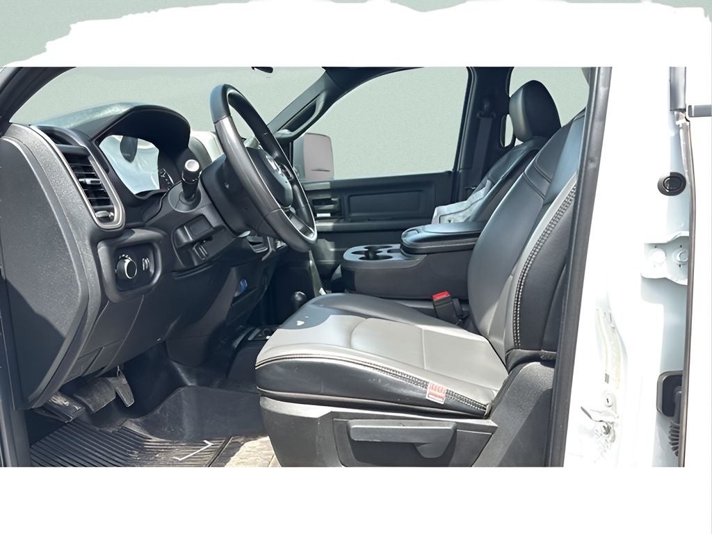 2023 RAM 3500 Chassis Tradesman/SLT/Laramie/Limited