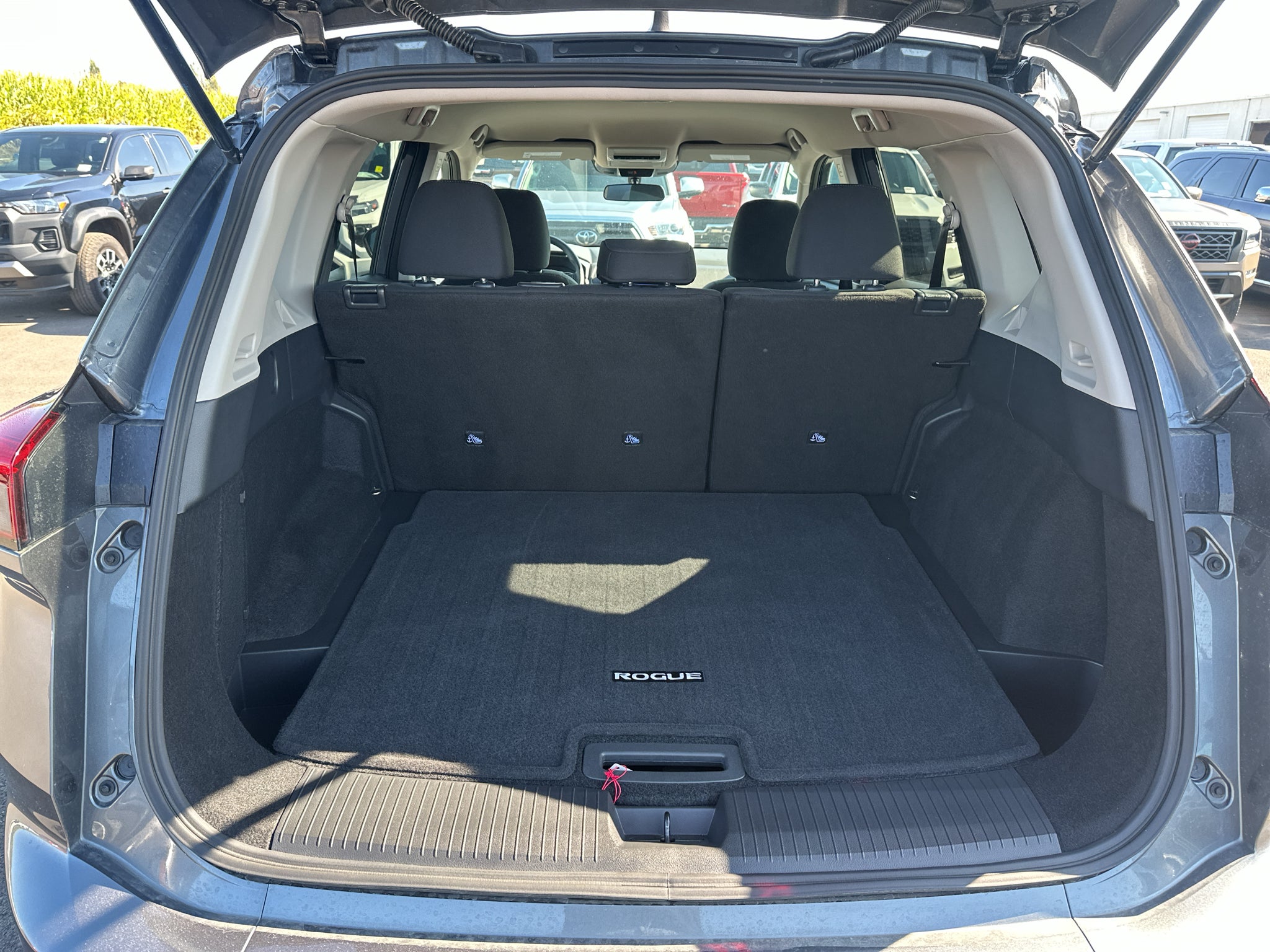 2025 Nissan Rogue S Intelligent AWD