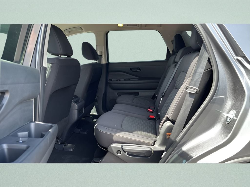 2024 Nissan Pathfinder S 4WD