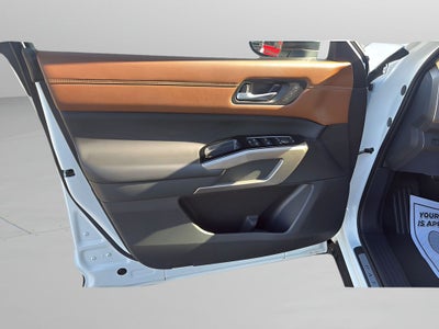 2024 Nissan Pathfinder Platinum 4WD