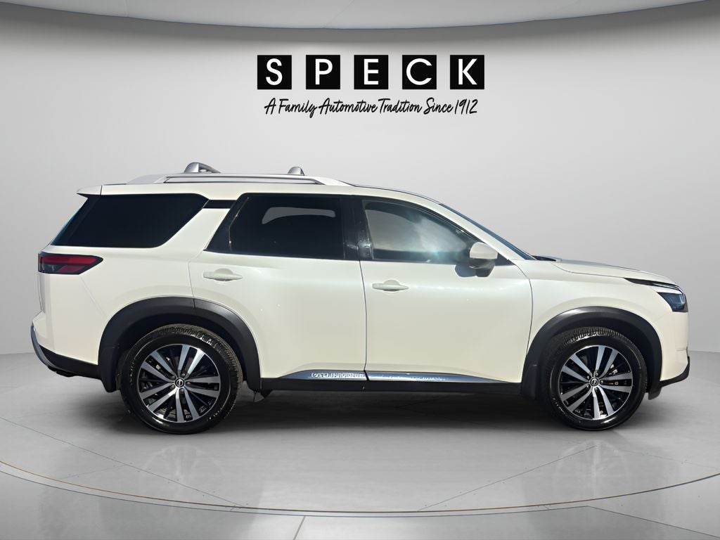 2024 Nissan Pathfinder Platinum 4WD