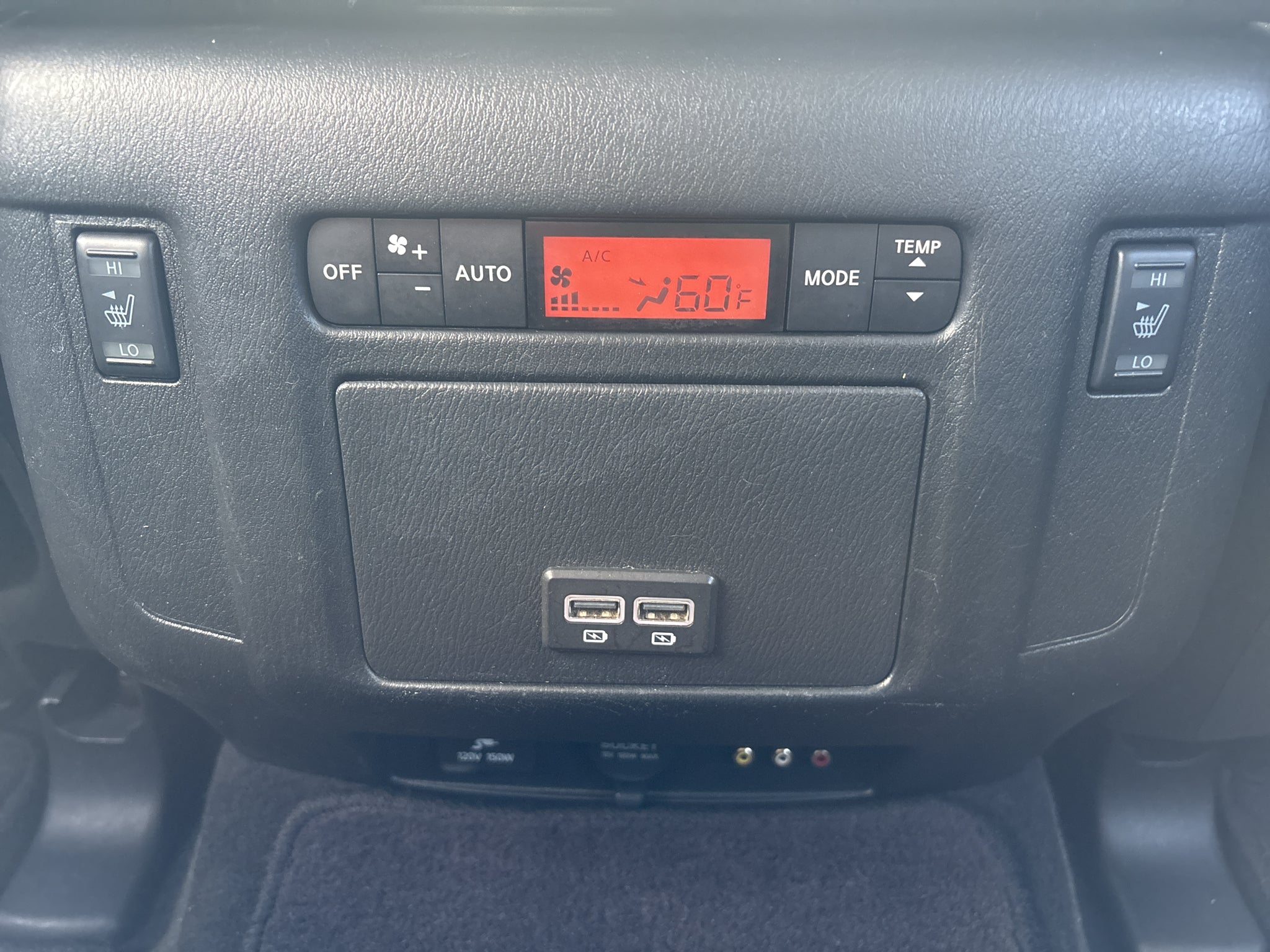 2017 Nissan Armada Platinum