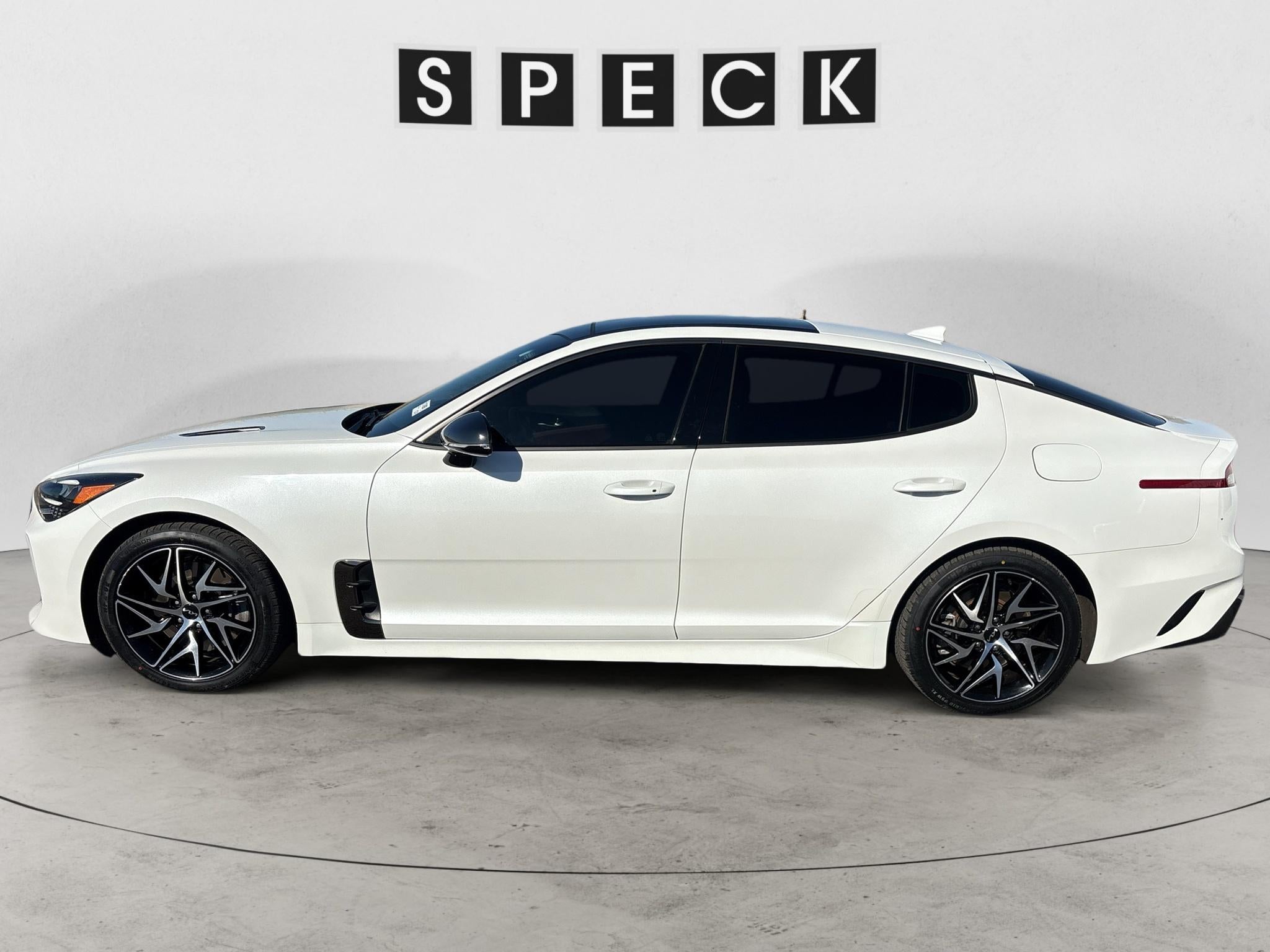 2022 Kia Stinger GT-Line
