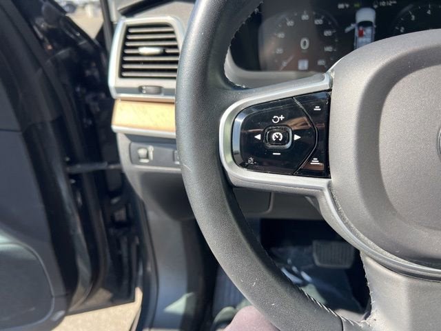 2021 Volvo XC90 T5 Momentum 7 Passenger