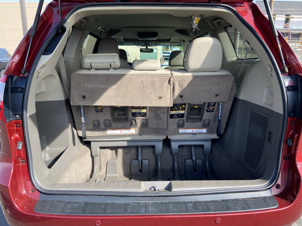 2017 Toyota Sienna XLE