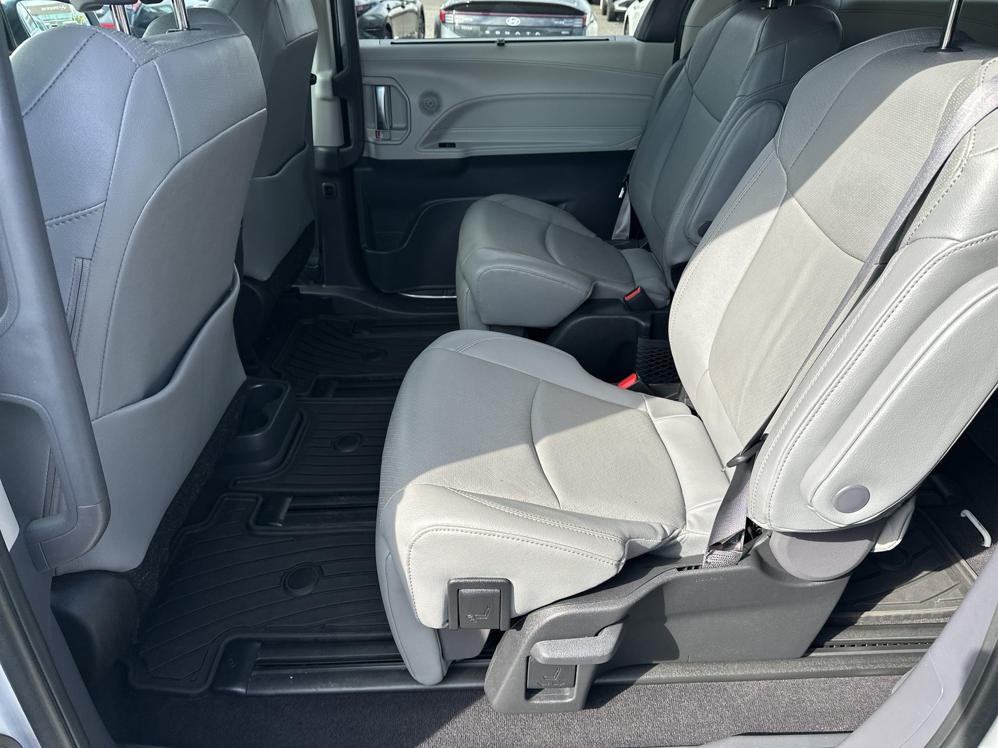 2024 Toyota Sienna Limited