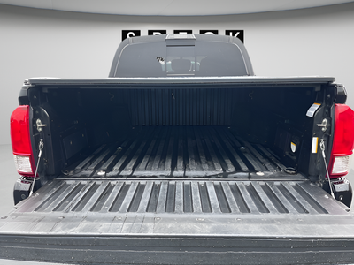 2017 Toyota Tacoma SR5 V6