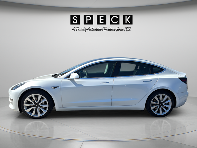 2019 Tesla Model 3 Mid Range