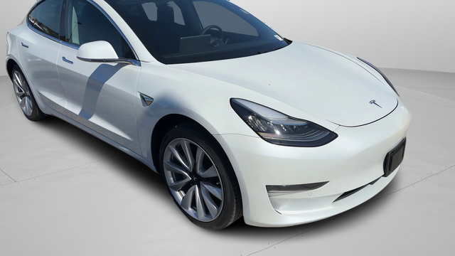 2019 Tesla Model 3 Mid Range