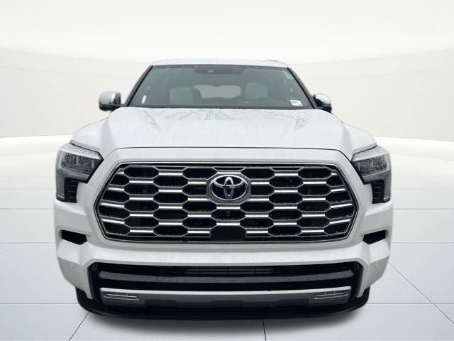 2024 Toyota Sequoia SR5