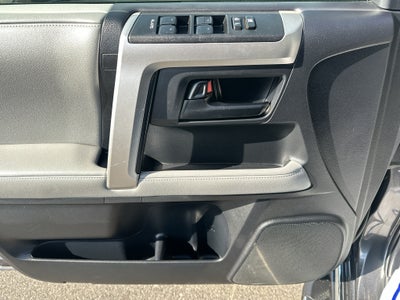 2013 Toyota 4Runner SR5