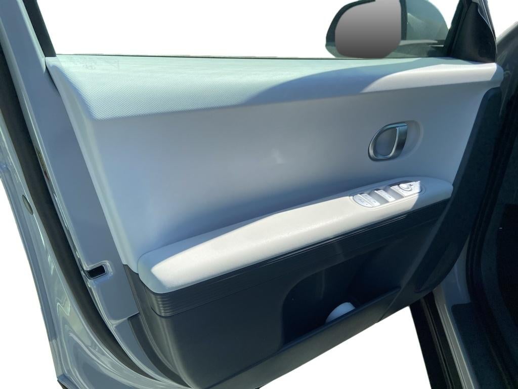 2024 Hyundai IONIQ 5 SE