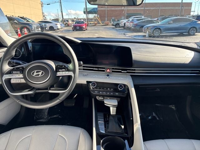 2025 Hyundai Elantra Hybrid Limited