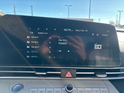 2025 Hyundai Elantra Hybrid Limited