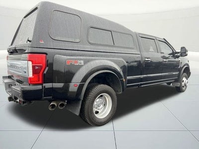 2017 Ford F-350SD Lariat DRW