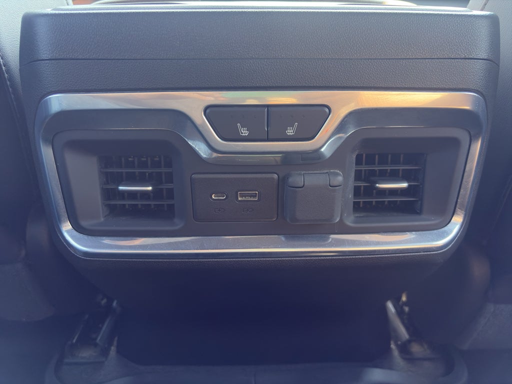 2023 Chevrolet Silverado High Country