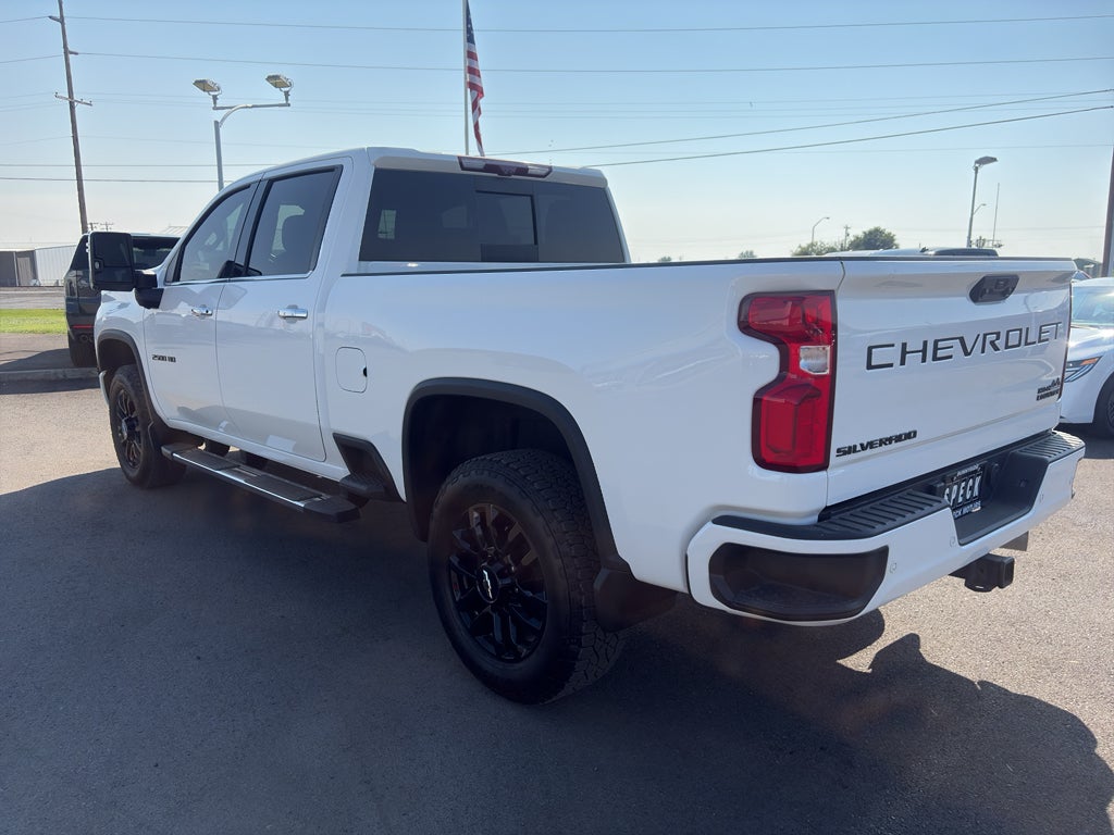 2023 Chevrolet Silverado High Country