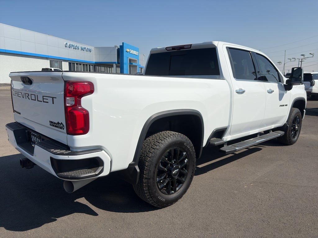 2023 Chevrolet Silverado High Country