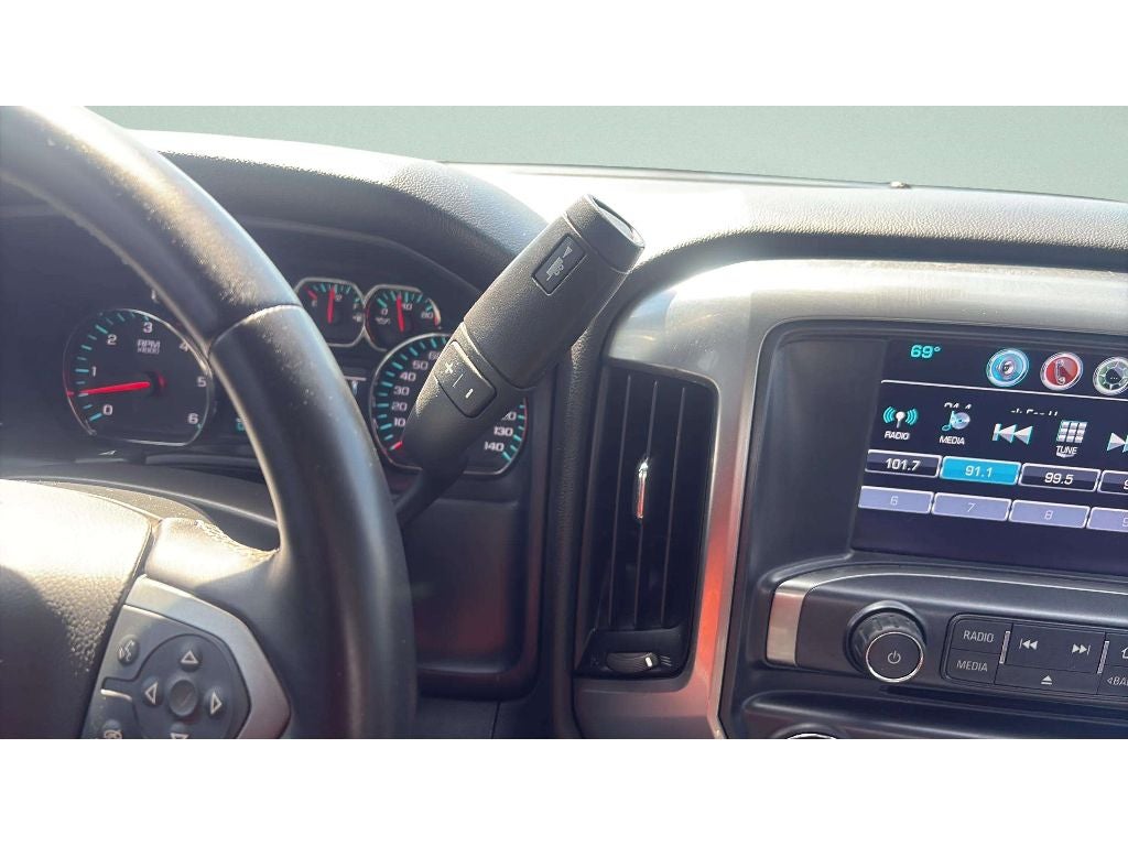 2017 Chevrolet Silverado LT