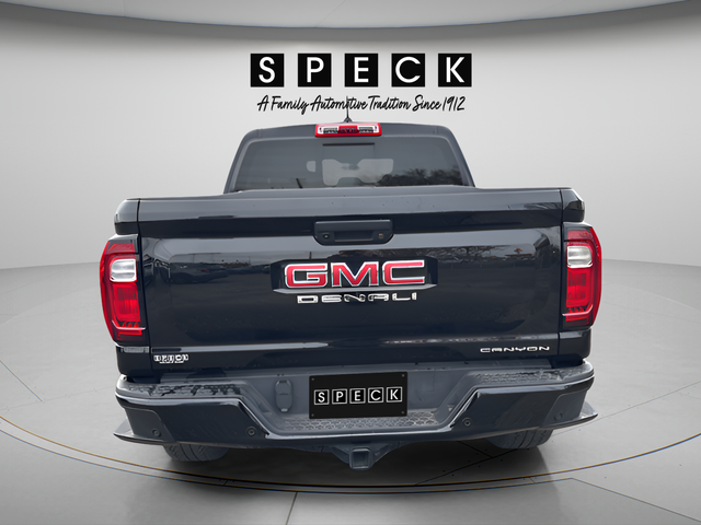 2024 GMC Canyon Denali