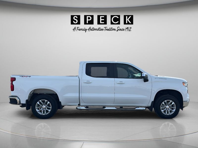 2024 Chevrolet Silverado LT