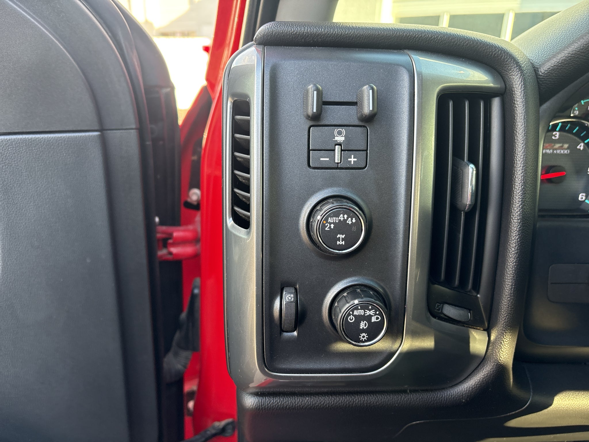 2017 Chevrolet Silverado LT