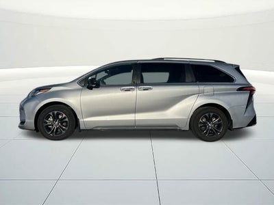 2024 Toyota Sienna XSE 8 Passenger