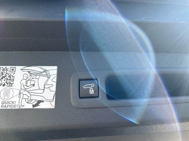 2024 Toyota Sienna XSE 8 Passenger