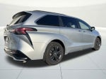 2024 Toyota Sienna XSE 8 Passenger