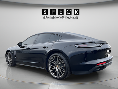 2023 Porsche Panamera 4 Platinum Edition