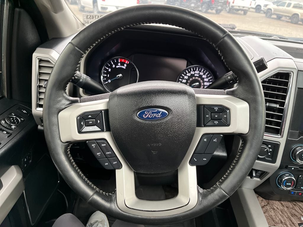 2017 Ford F-350SD Platinum