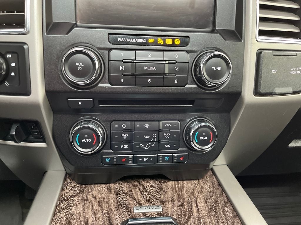 2017 Ford F-350SD Platinum