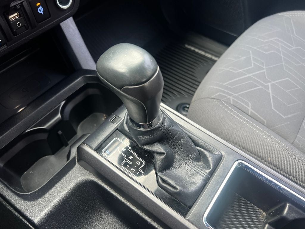 2019 Toyota Tacoma SR V6